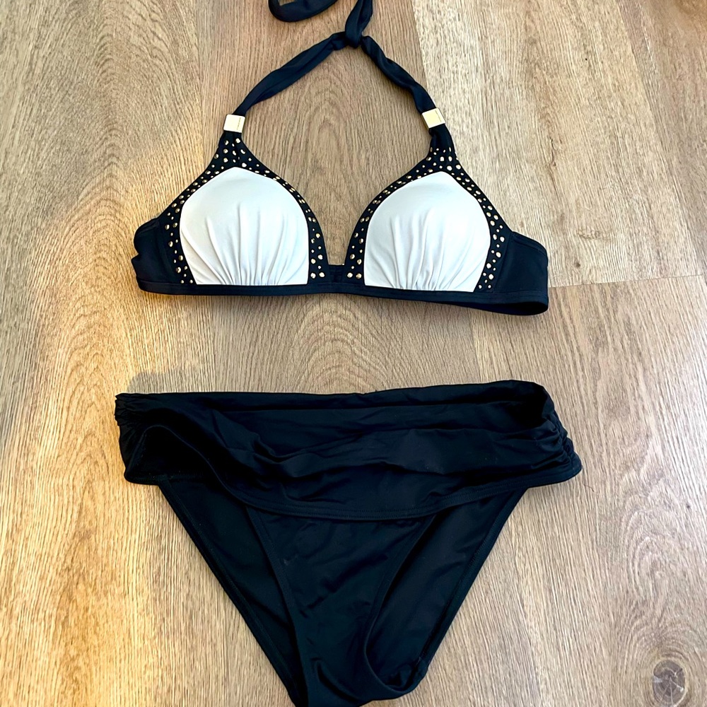 VS white and black bikini top and bottom